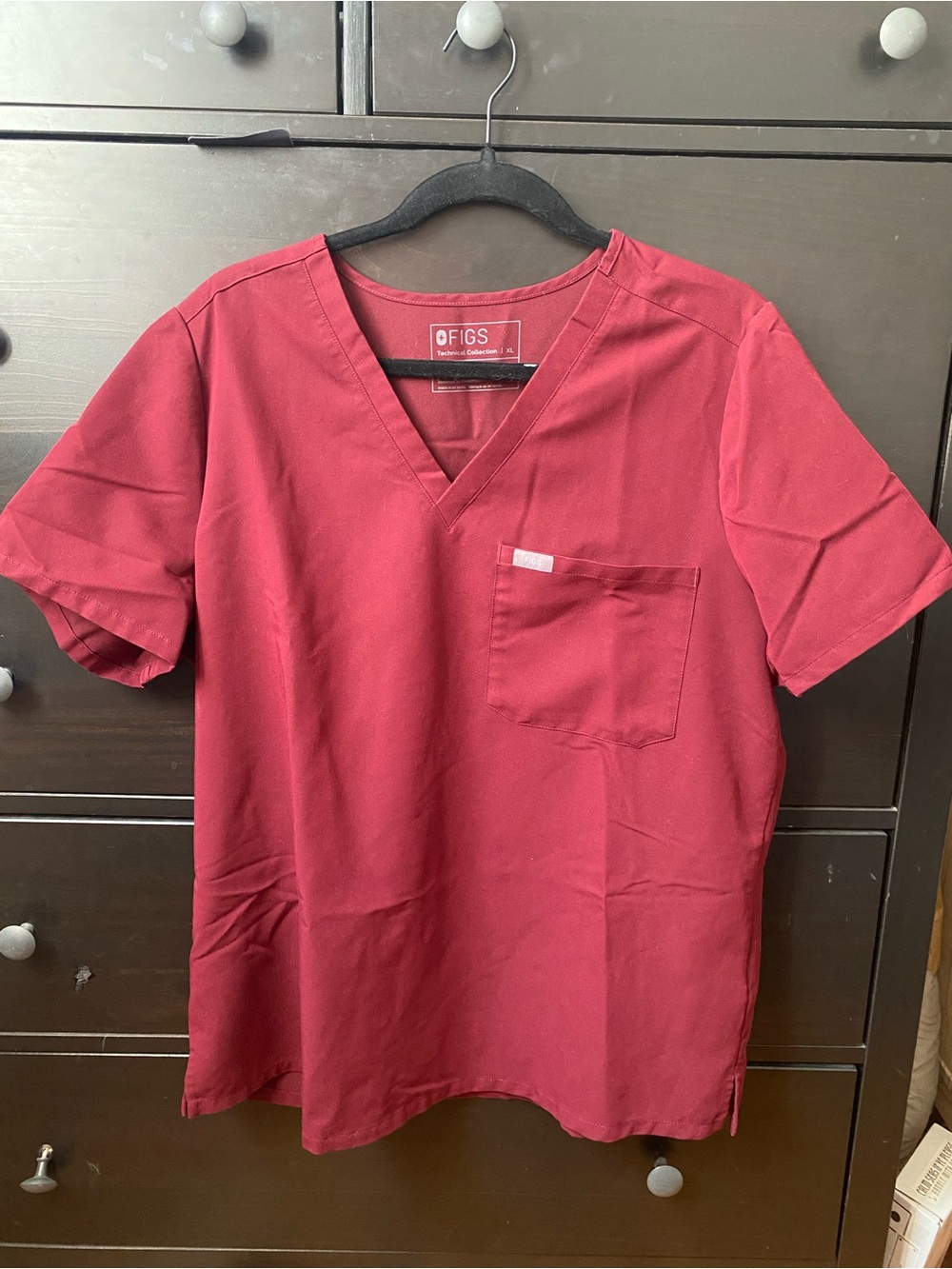 FIGS Catarina V-Neck Scrub Top — Burgundy